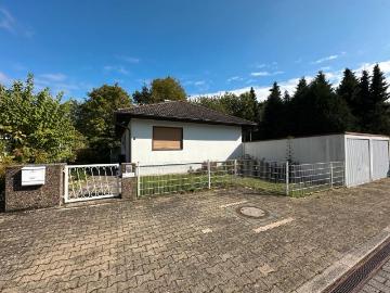 Ebenerdiges Einfamilienhaus auf großem Grundstück in Kronberg