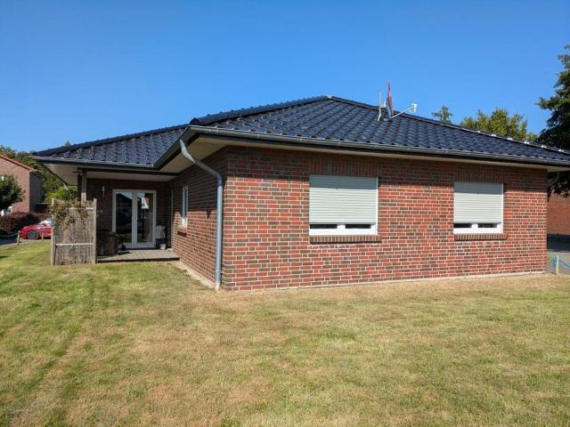 Ebenerdiger Bungalow in Burhave zu verkaufen → 123qm