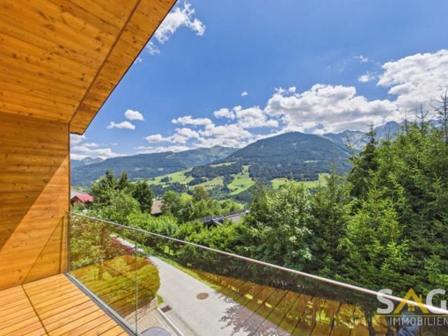 ebenso exquisit wie der Garten, die Aussicht und die Lage