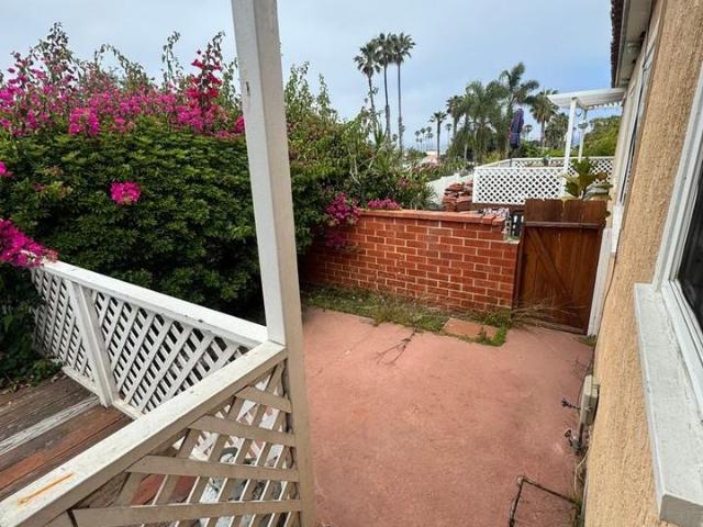 Ebers 2 Bedroom Apartment for Rent at 1558 Ebers St, San Diego, CA 92107 Ocean Beach