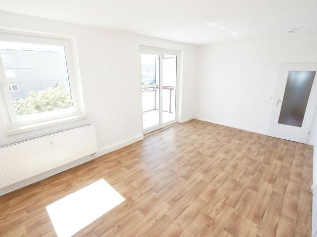 EBK / 2 Balkone / 2 Bäder / Aufzug