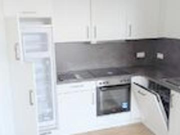 Bonhoefferplatz - Balkon, Ausgestattete Küche