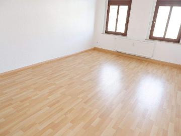 EBK inklusive ! 2. OG mit Balkon frei ab sofort