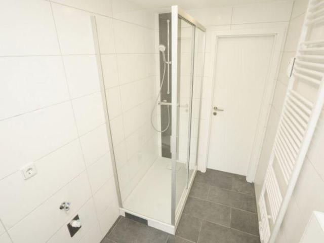EBK / Walk in Dusche / Am Campus