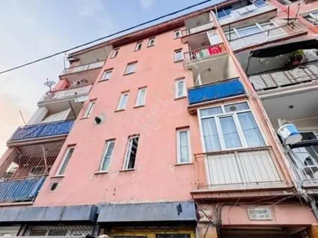 Ebu İshak Mahallesinde Konforlu Ve Avantajlı 2+1 Kiralık Daire!