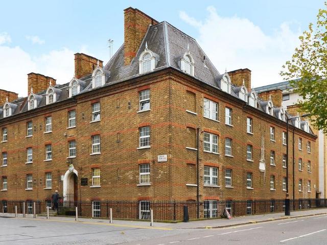 Ebury Bridge Road, Pimlico, London, SW1W Studio to rent £1,712 pcm £395 pw