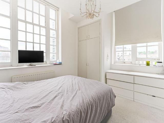 Ebury Bridge Road, Pimlico, London, SW1W 1 bed flat to rent £2,384 pcm £550 pw