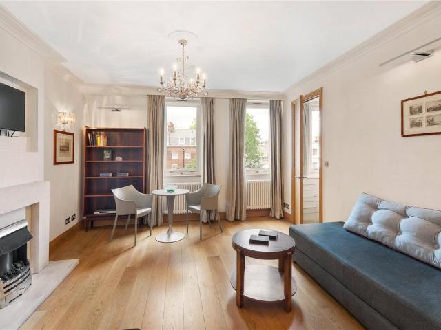 Ebury Street, London, SW1W 1 bed apartment to rent £2,578 pcm £595 pw