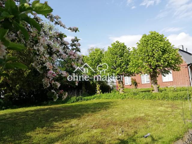 EG Wohnung in Alleinlage mit großem eigenem Gartenanteil
