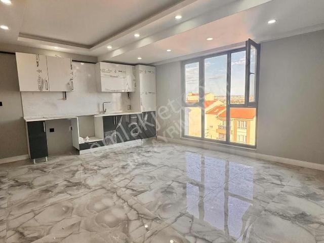 [egm] çamlıca'da Satılık 4+1 Sıfır Dubleks Manzaralı Daire