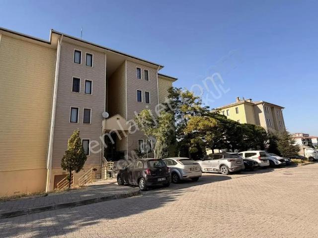 Egm Gayrimenkul'den Yaşamkent Toki Özel Blok 3+1 Kiralık Daire