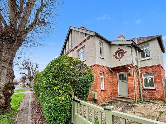 Egmont Avenue, Stony Stratford, Milton Keynes MK11, 3 bed semi detached house to rent, £2,500 pcm | PrimeLocation