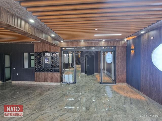 EGE DE 3,5+1 İKİZ KULELERDE CADDE KENARI SIFIR KİRALIK DAİRE