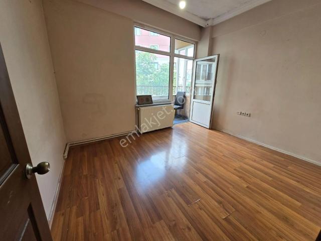 Ege Emlaktan Kağıthane Çağlayan Mh Kiralık 2+1 Daıre
