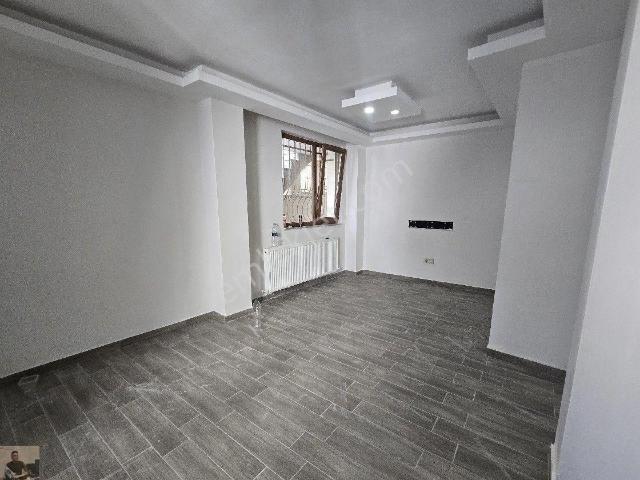 Ege Emlaktan İstanbul Eyüpsultan Emniyettepe Mh Satılık 2+1 Bahçe Katı