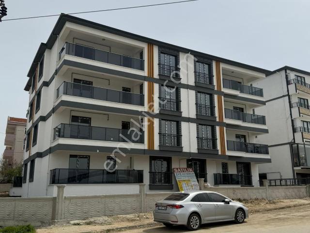 Ege Emlak'tan Otogar Karşısında Ön Cephe Kiralık 2+1 Daire