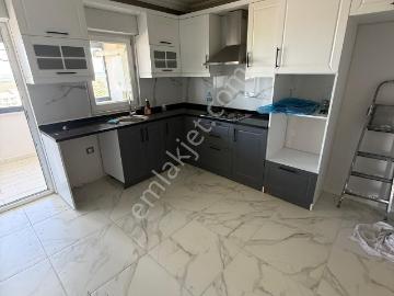 Ege Emlak'tan Yeni Mahalle De 3+1 Kiralık Daire