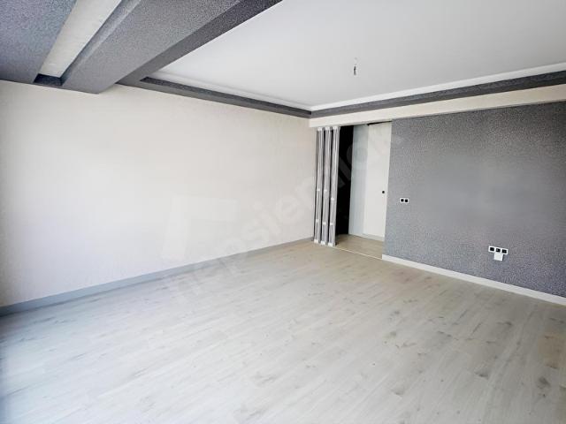 EGE MAH SİTE İÇERİSİNDE SATILIK 3+1 LÜX DAİRE KREDİYE UYGUN