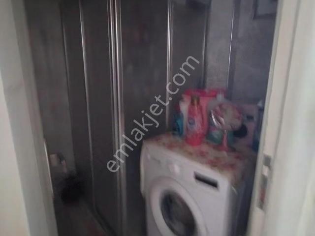 Ege Mah.tarlabaşı Cad. Üzerinde Hastane Yakını 2+1 Daire Satılık