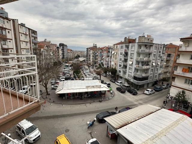 Ege Mah 3+1 Doğalgazlı Cadde Üzeri 130m2 Geniş Kiralık Daire