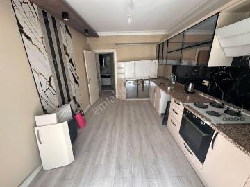 Ege Mah.3+1 Teras Balkonlu 140m² Masrafsız Dublex