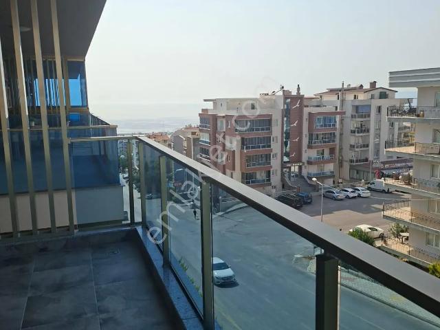 Ege Mahallesi’nde Havuzlu Site İçerisinde 3+1 Doğalgazlı Satılık Daire