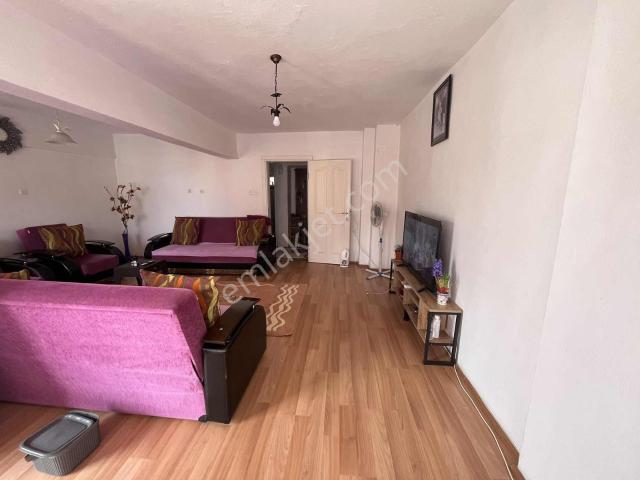 Ege Mahallesinde Acil Satılık 3+1 Ev
