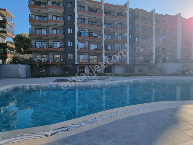 Ege Mahallesi'nde Consept Site İçerisinde Full Eşyalı Doğalgazlı 2+1 Kiralık Daire
