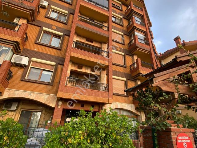 Ege Mahallesinde Deniz Gören Konforlu Çatı Dublex Daire