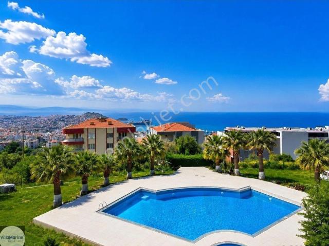 Ege Mahallesi'nde Full Deniz Manzaralı 3+1 Daire