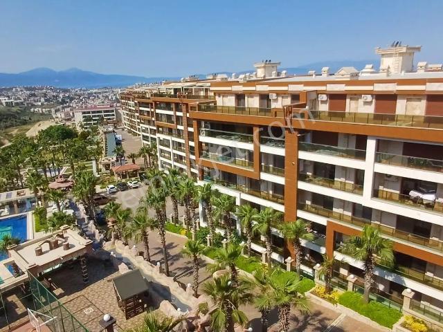 Ege Mahallesi'nde Full Deniz Manzaralı 3+1 Daire
