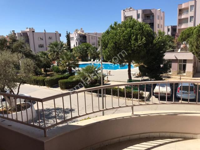 Kuşadası Ege Mahallesi'nde 3+1 Satılık Üst Kat Dublex