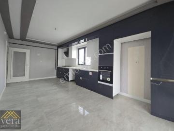 Ege Mahallesinin Gözdesi 3+1 Full Yapılı Kapalı Garajlı Kiralık