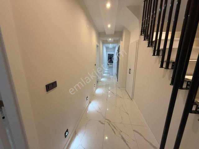 Ege Royal'den Atça'da 4+1 Dubleks Daire Asansörlü