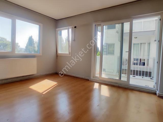 Ege Üniversitesi Yanında Kiralık 3+1 Daire