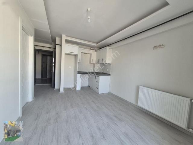 Ege Yaşamdan Adatepe Mah. Havuzlu Site İçinde 1+1 Kiralık Daire