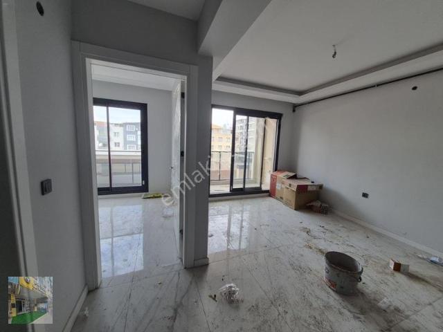 Ege Yaşamdan Buca Triem Bulvarda Satılık 1+1 Sıfır Asansörlü