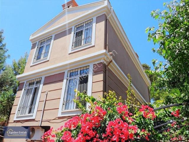 Egeden Emlak Marmaris Satılık Müstakil Site İçi Havuzlu Villa