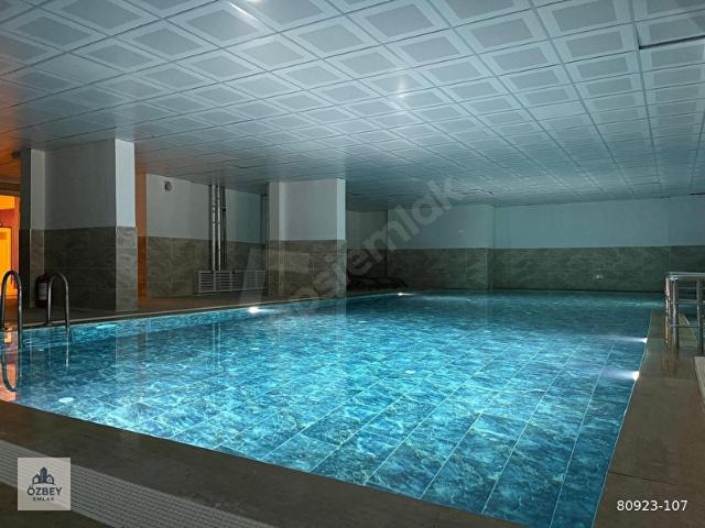 EGEKENT2 DE YERDEN ISITMA KAPALI HAVUZLU LÜX SATILIK 3+1 DAİRE