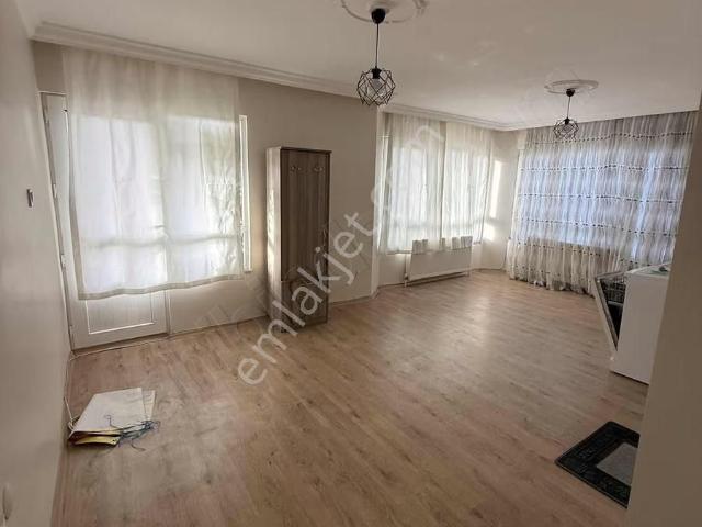 Egekent 2 De İzban Yakını Kiralık Daire