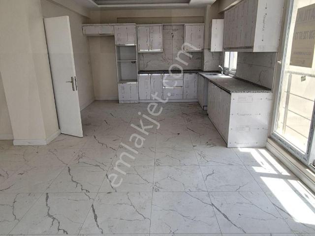 Egelimden Yeşil Mh. Hastahane Yakını Sıfır 3+1 Site İçi Arakat Satılık Daire