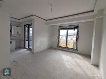 EGEPORTTAN ORTACA'DA PANJURLU KAPALI BALKONLU 2+1 SATILIK DAİRE
