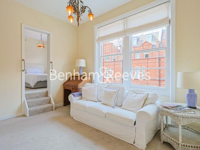 Egerton Gardens, Knightsbridge SW3, 1 bed flat to rent, £2,513 pcm | PrimeLocation