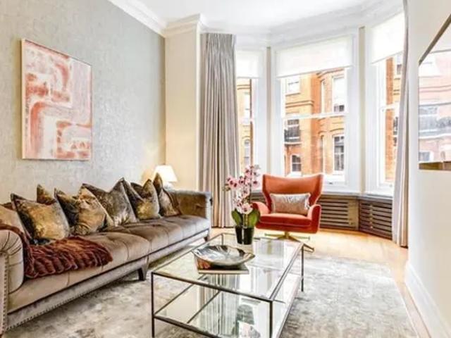 Egerton House Hotel, 17 19 Egerton Terrace, London, SW3 2BX, United Kingdom | 3 bed apartment for rent #118517928 | Rentberry