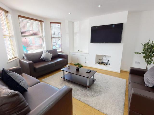 Egerton Road, Liverpool L15 6 bed house to rent £3,874 pcm £894 pw