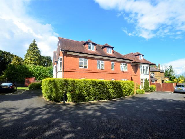 Egham Hill, Englefield Green, Egham TW20, 2 bed flat to rent, £1,800 pcm | PrimeLocation