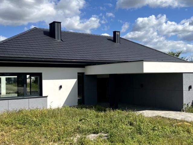 Żeglarska 50 325 m², Lusówko