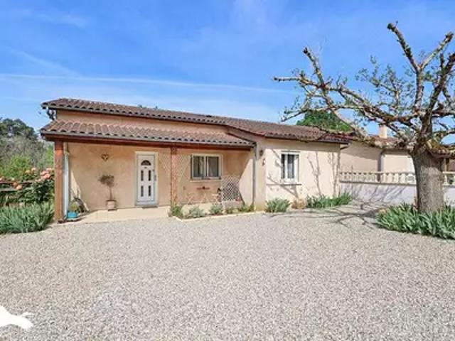 Eglise Neuve de Vergt 24380 Achat / Vente maison 5 pièces t5 parking