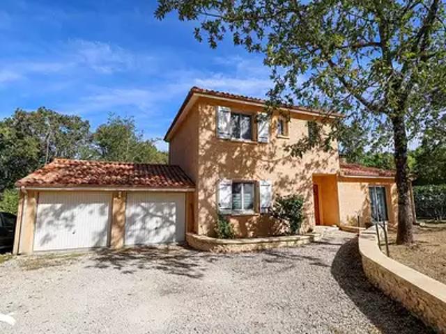 Eglise Neuve de Vergt 24380 Achat / Vente maison 6 pièces t6 parking