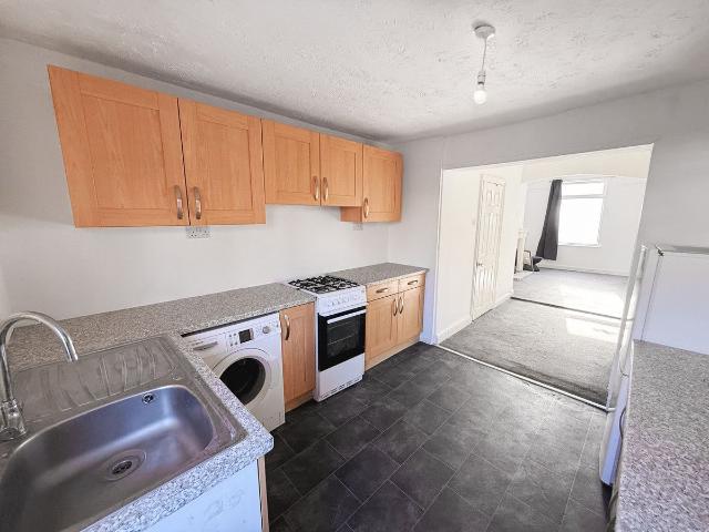 Egton Street, Hull HU8, 2 bed terraced house to rent, £700 pcm | PrimeLocation